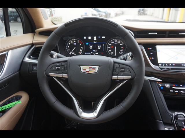 2025 Cadillac XT6 Vehicle Photo in TAMPA, FL 33612-3404