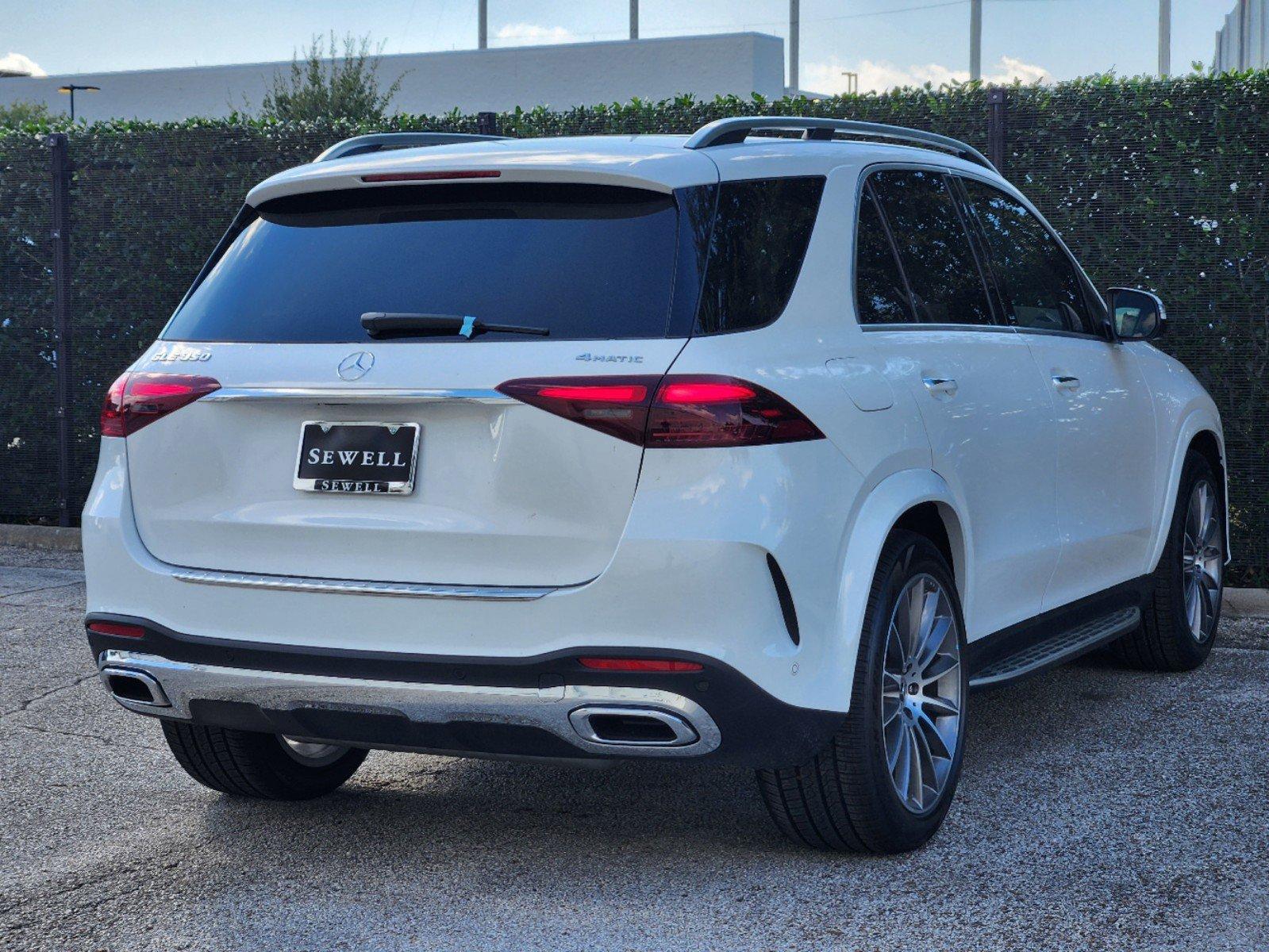 2025 Mercedes-Benz GLE Vehicle Photo in HOUSTON, TX 77079