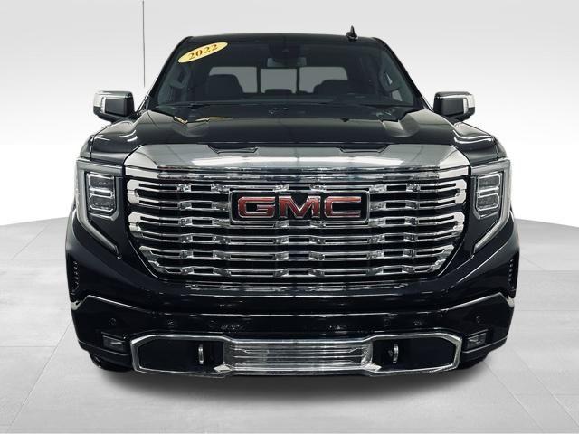 Used 2022 GMC Sierra 1500 Denali Denali with VIN 3GTUUGED9NG629561 for sale in Medina, OH