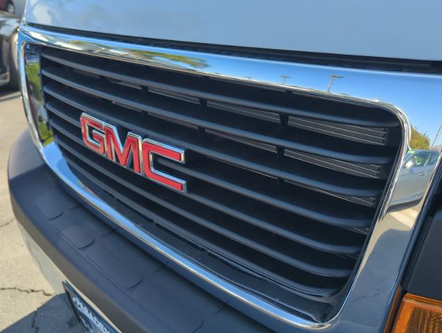 2024 GMC Savana Cutaway 3500 Vehicle Photo in PASADENA, CA 91107-3803