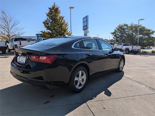 2025 Chevrolet Malibu Vehicle Photo in ENGLEWOOD, CO 80113-6708