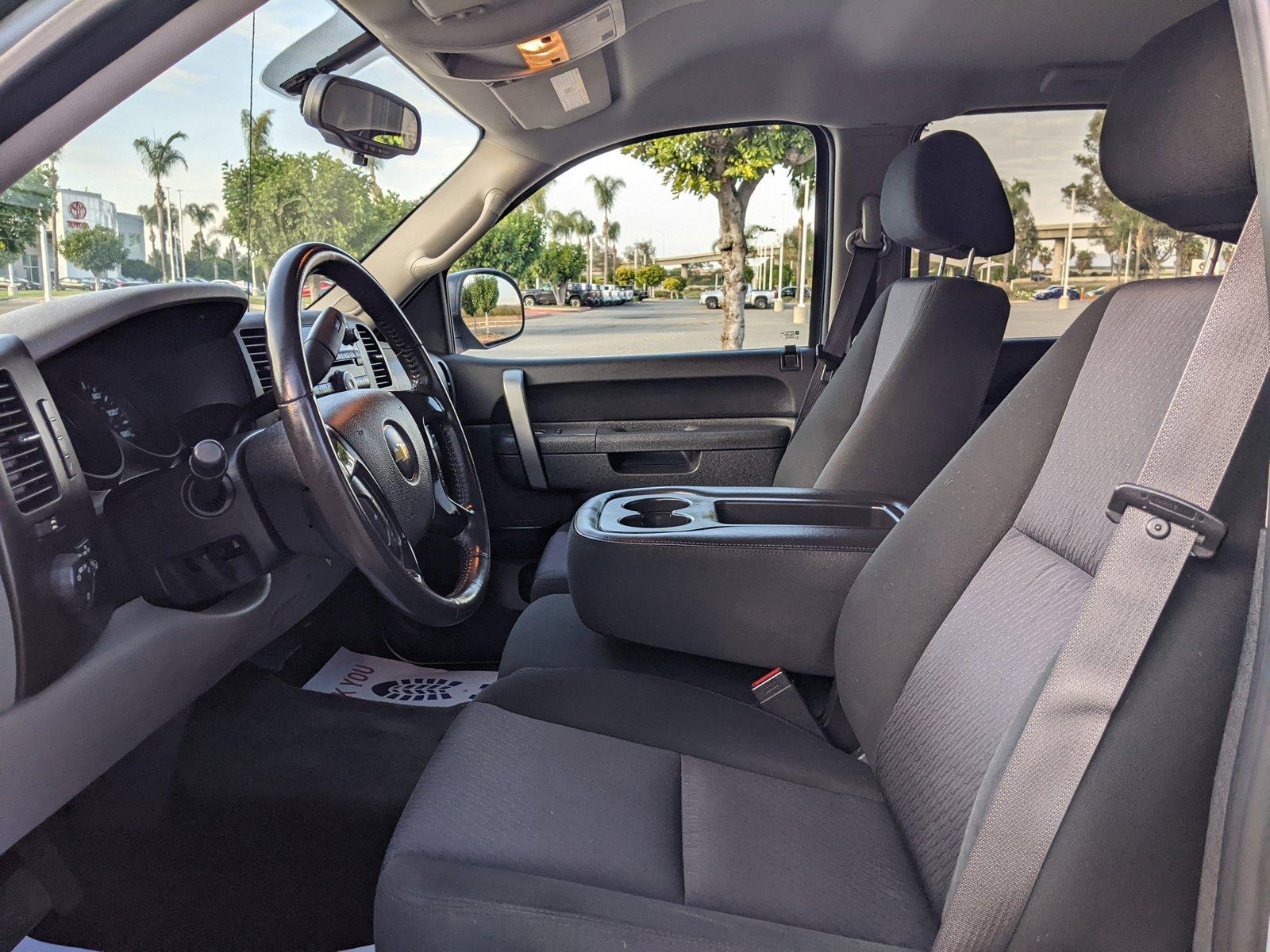 2012 Chevrolet Silverado 1500 Vehicle Photo in VALENCIA, CA 91355-1705