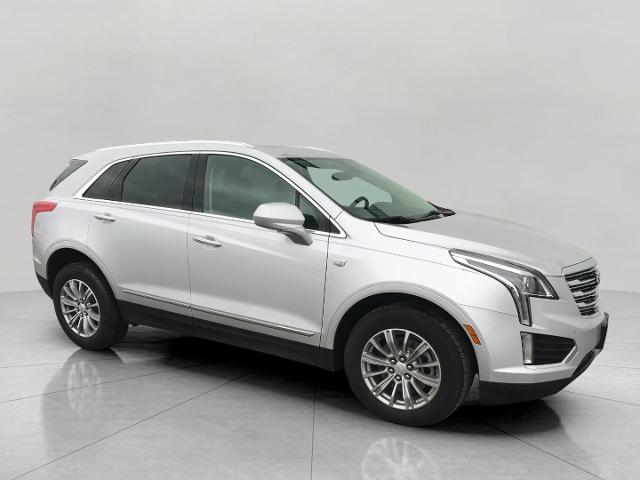 2017 Cadillac XT5 Vehicle Photo in GREEN BAY, WI 54303-3330