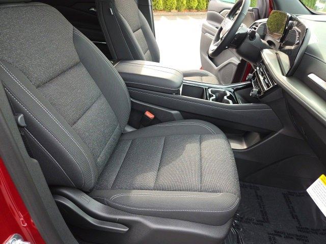 2025 Chevrolet Traverse Vehicle Photo in EVERETT, WA 98203-5662