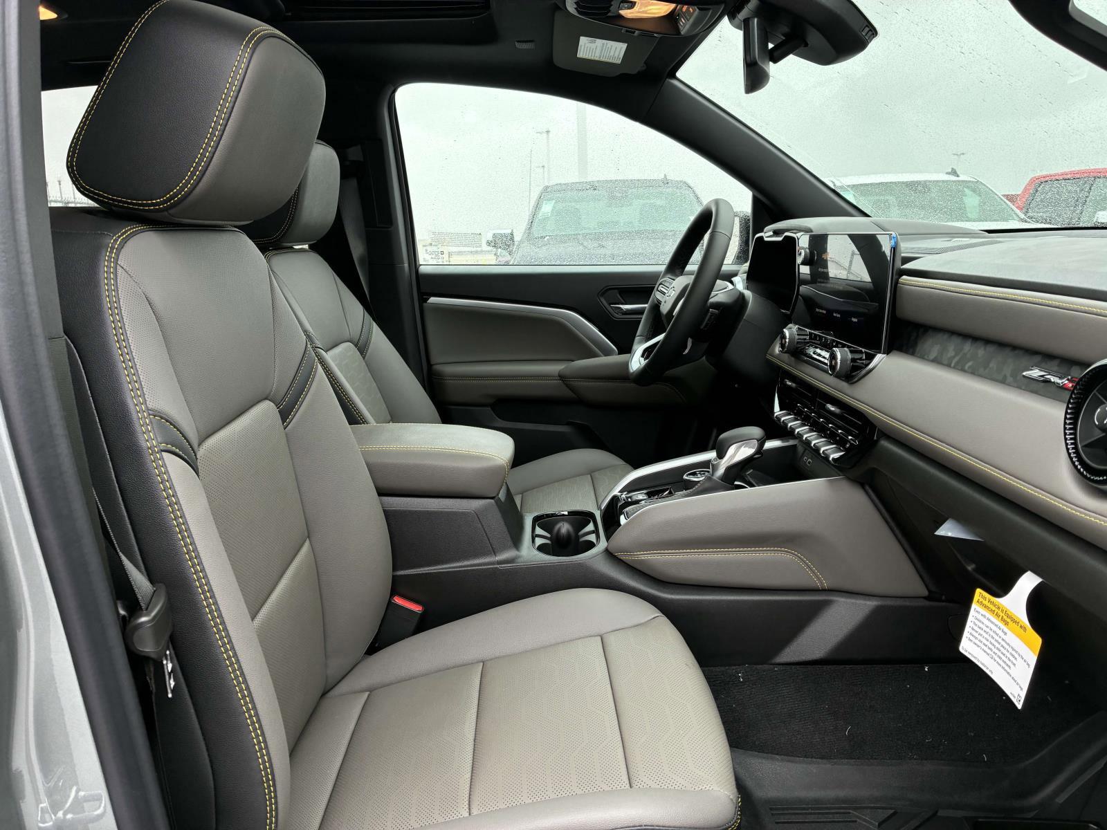 2025 Chevrolet Colorado Vehicle Photo in LOS ANGELES, CA 90007-3794