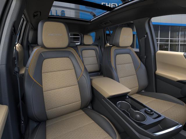 2025 Chevrolet Equinox Vehicle Photo in Roslyn, NY 11576