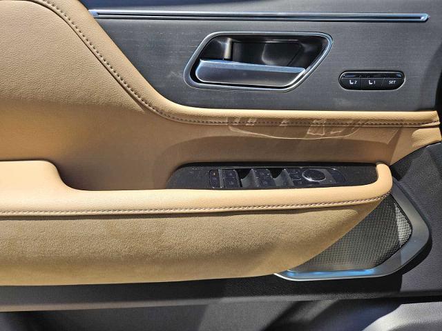 2025 INFINITI QX80 Vehicle Photo in Fort Worth, TX 76132