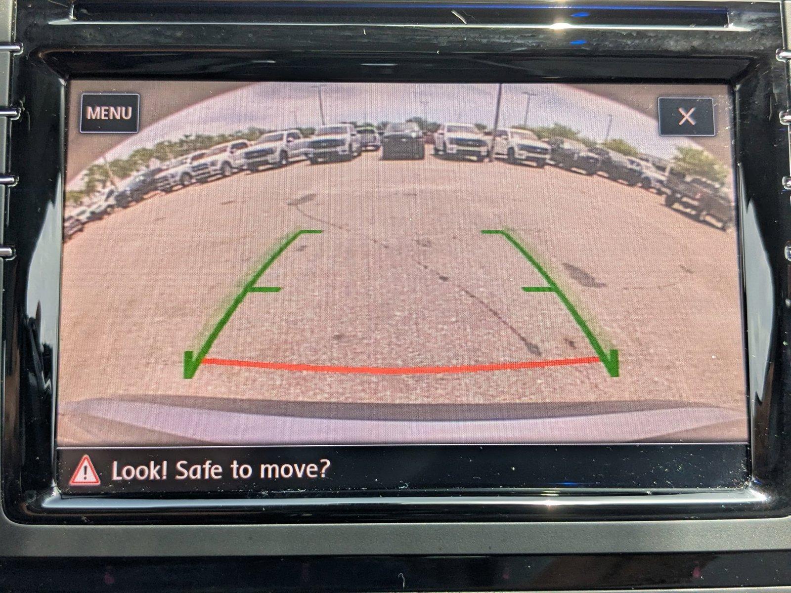 2018 Volkswagen Passat Vehicle Photo in St. Petersburg, FL 33713