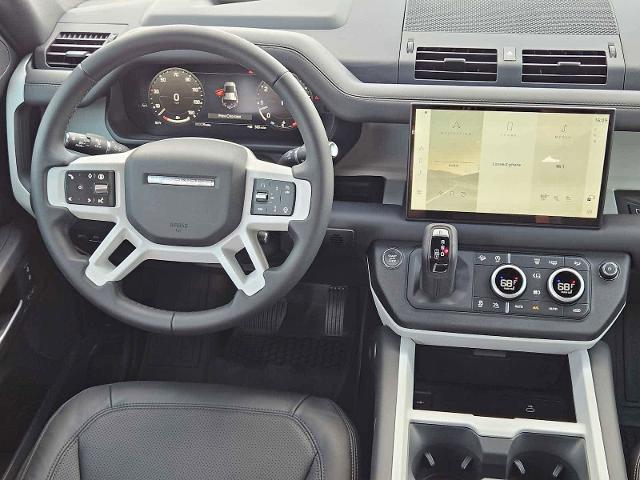 2025 Defender Vehicle Photo in AUSTIN, TX 78717
