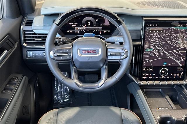 2025 GMC Acadia Vehicle Photo in ELK GROVE, CA 95757-8703