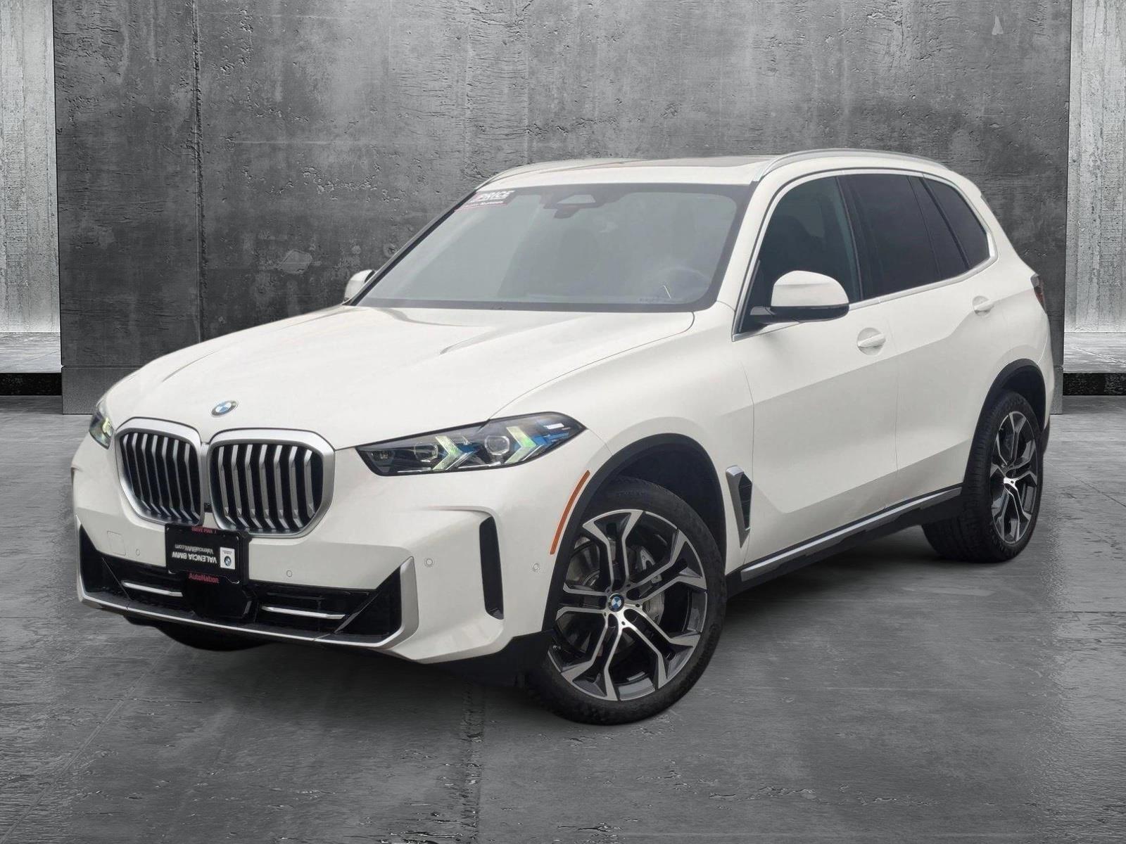 2025 BMW X5 sDrive40i Vehicle Photo in Valencia, CA 91355
