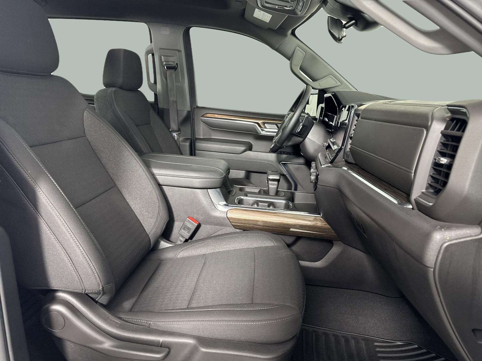 2024 Chevrolet Silverado 1500 Vehicle Photo in GEORGETOWN, TX 78626-7508