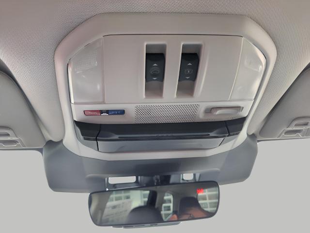 2025 Subaru Ascent Vehicle Photo in Green Bay, WI 54304