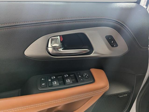 2025 Chrysler Pacifica Vehicle Photo in Oshkosh, WI 54901