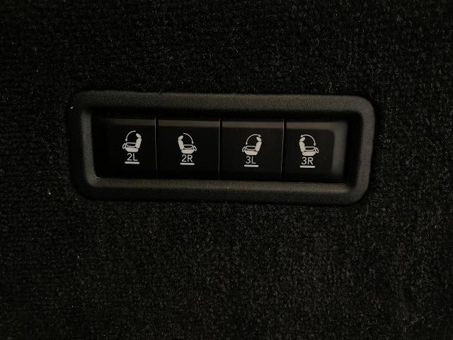 2022 Jeep Grand Wagoneer Vehicle Photo in Appleton, WI 54913