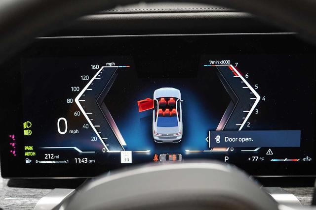 2023 BMW 760i xDrive Vehicle Photo in GRAPEVINE, TX 76051