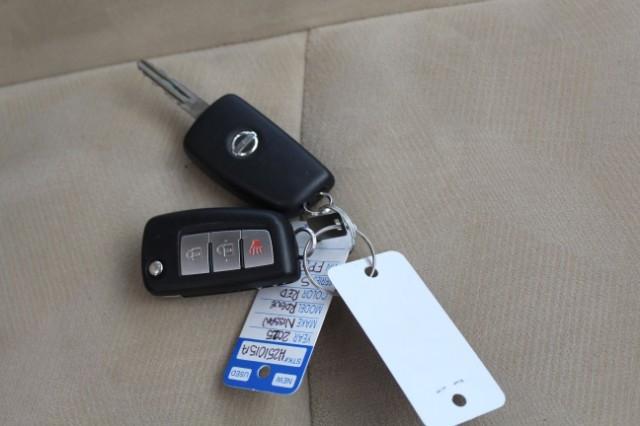 2015 Nissan Rogue Vehicle Photo in Green Bay, WI 54304
