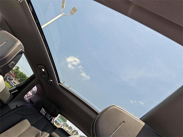 2025 Cadillac OPTIQ Vehicle Photo in ALLENTOWN, PA 18103-7399