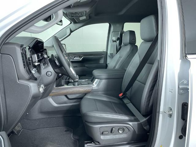 2025 GMC Sierra 1500 Vehicle Photo in GILBERT, AZ 85297-0402