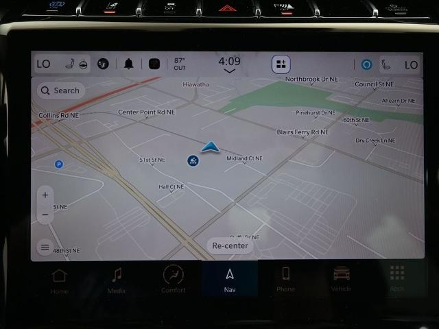 2023 Jeep Grand Cherokee 4xe Vehicle Photo in Cedar Rapids, IA 52402