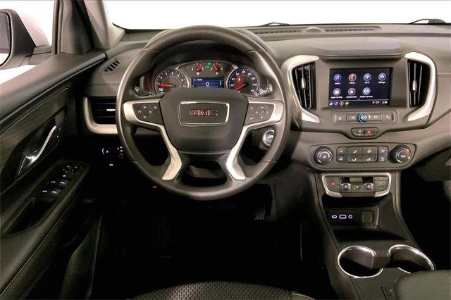 2024 GMC Terrain Vehicle Photo in KANSAS CITY, MO 64114-4502