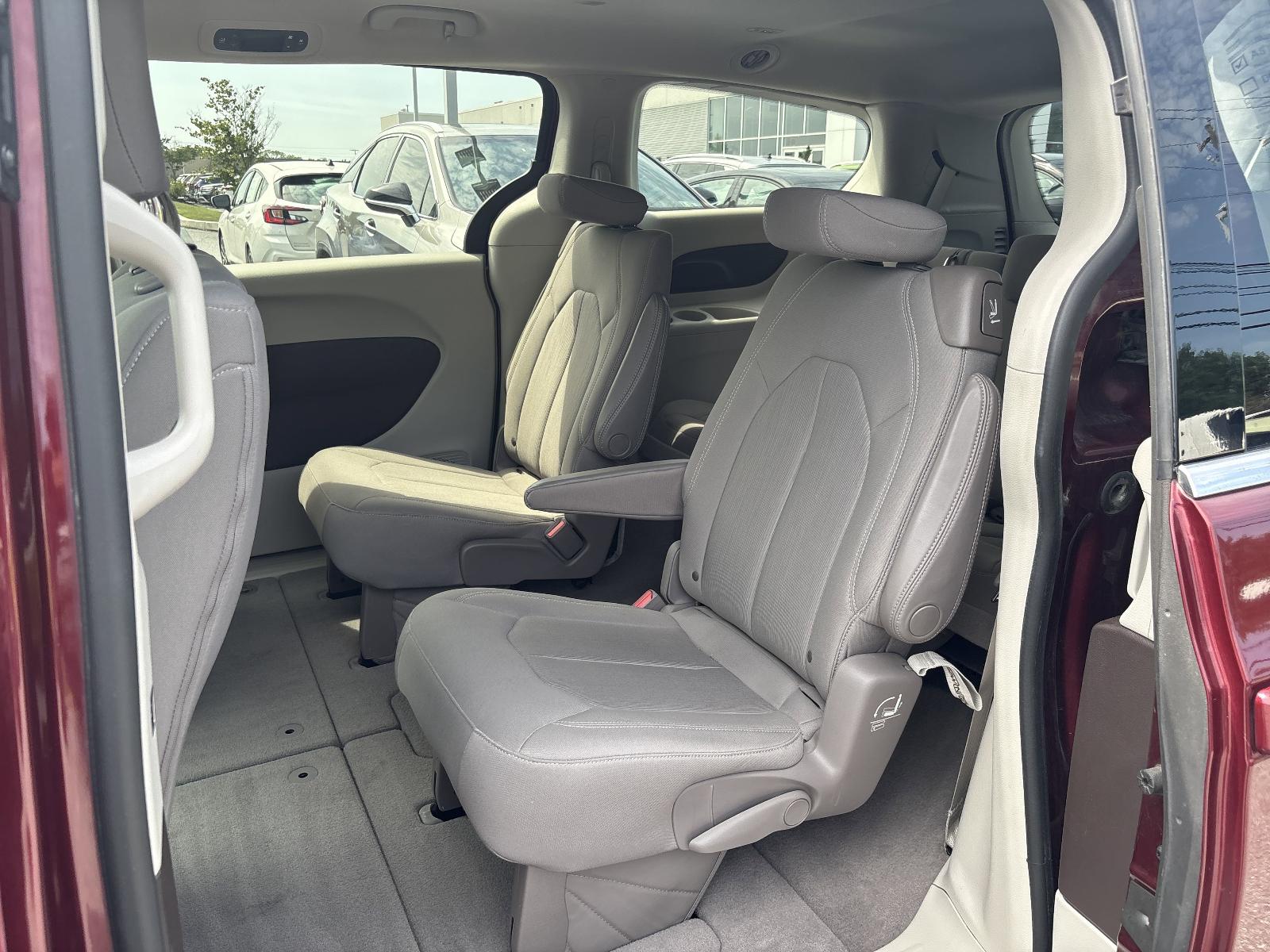 2017 Chrysler Pacifica Vehicle Photo in Mechanicsburg, PA 17050
