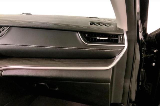 2024 Jeep Grand Cherokee Vehicle Photo in Kansas City, MO 64114