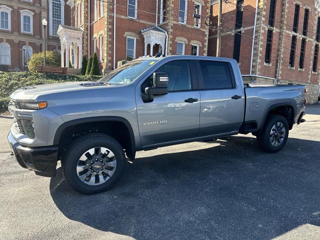 2025 Chevrolet Silverado 2500 HD Vehicle Photo in INDIANA, PA 15701-1897