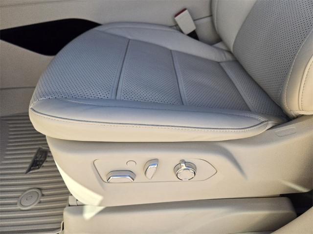 2025 Cadillac Escalade Vehicle Photo in Oklahoma City, OK 73114