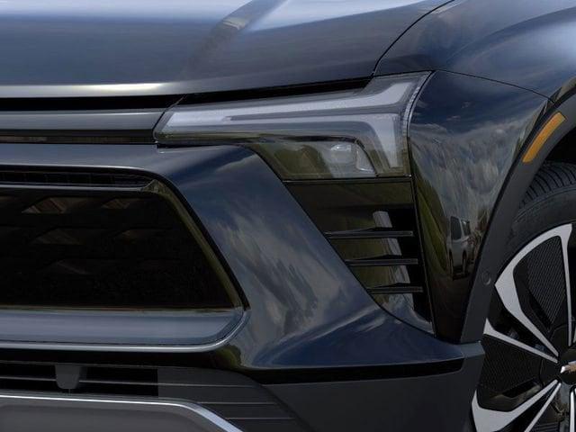 2025 Chevrolet Blazer EV Vehicle Photo in BROCKTON, MA 02301-7113