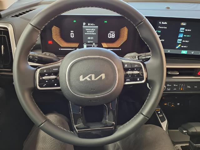 2025 Kia Sorento Vehicle Photo in Oshkosh, WI 54904