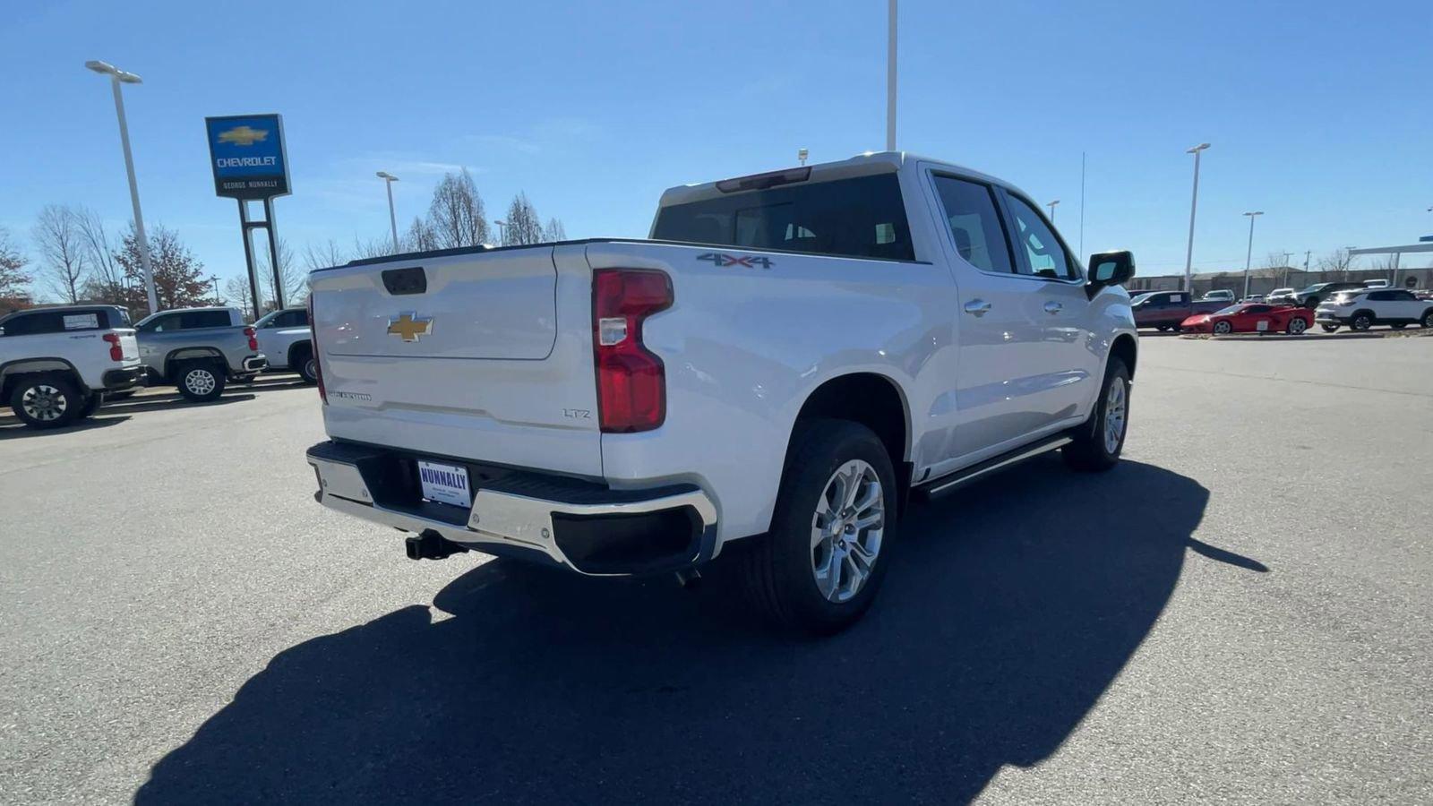 2025 Chevrolet Silverado 1500 Vehicle Photo in BENTONVILLE, AR 72712-4322
