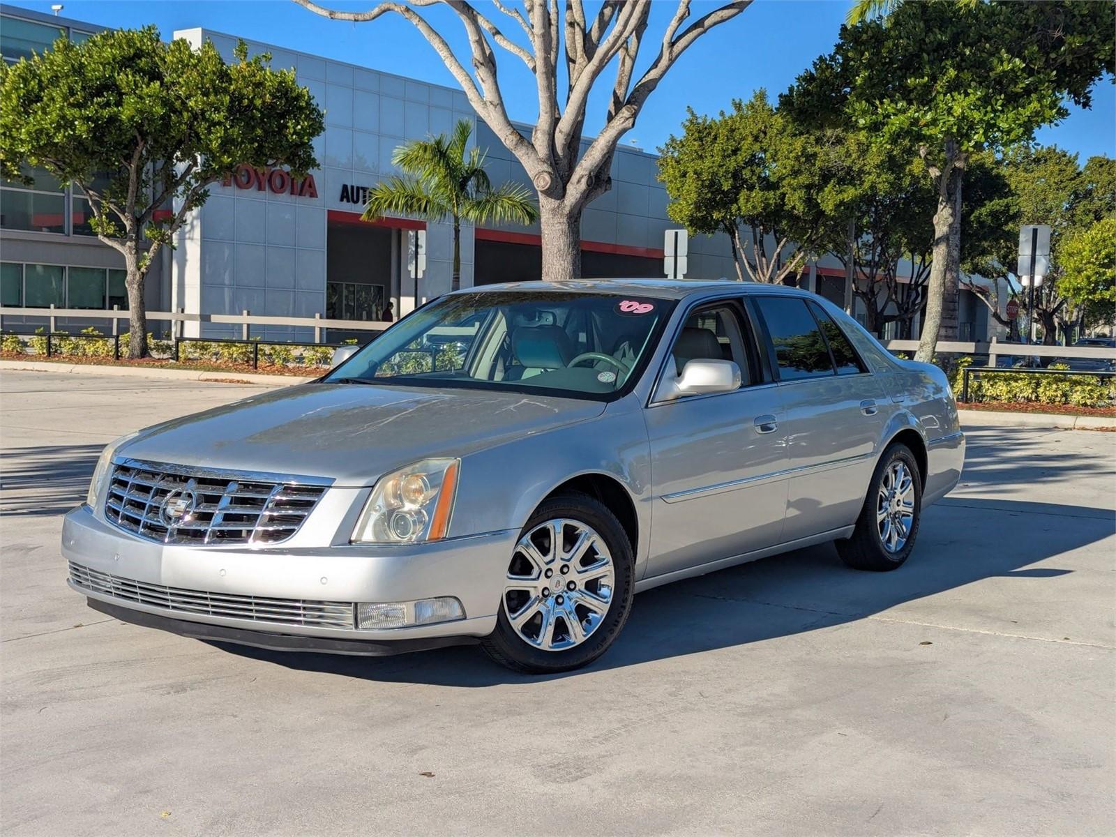 2009 Cadillac DTS Vehicle Photo in Davie, FL 33331