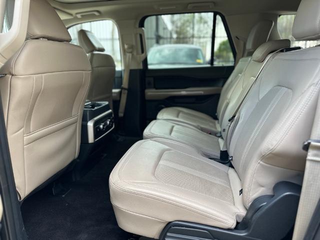 2022 Ford Expedition Max Vehicle Photo in Grapevine, TX 76051
