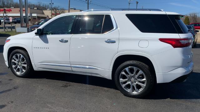 2020 Chevrolet Traverse Vehicle Photo in MOON TOWNSHIP, PA 15108-2571