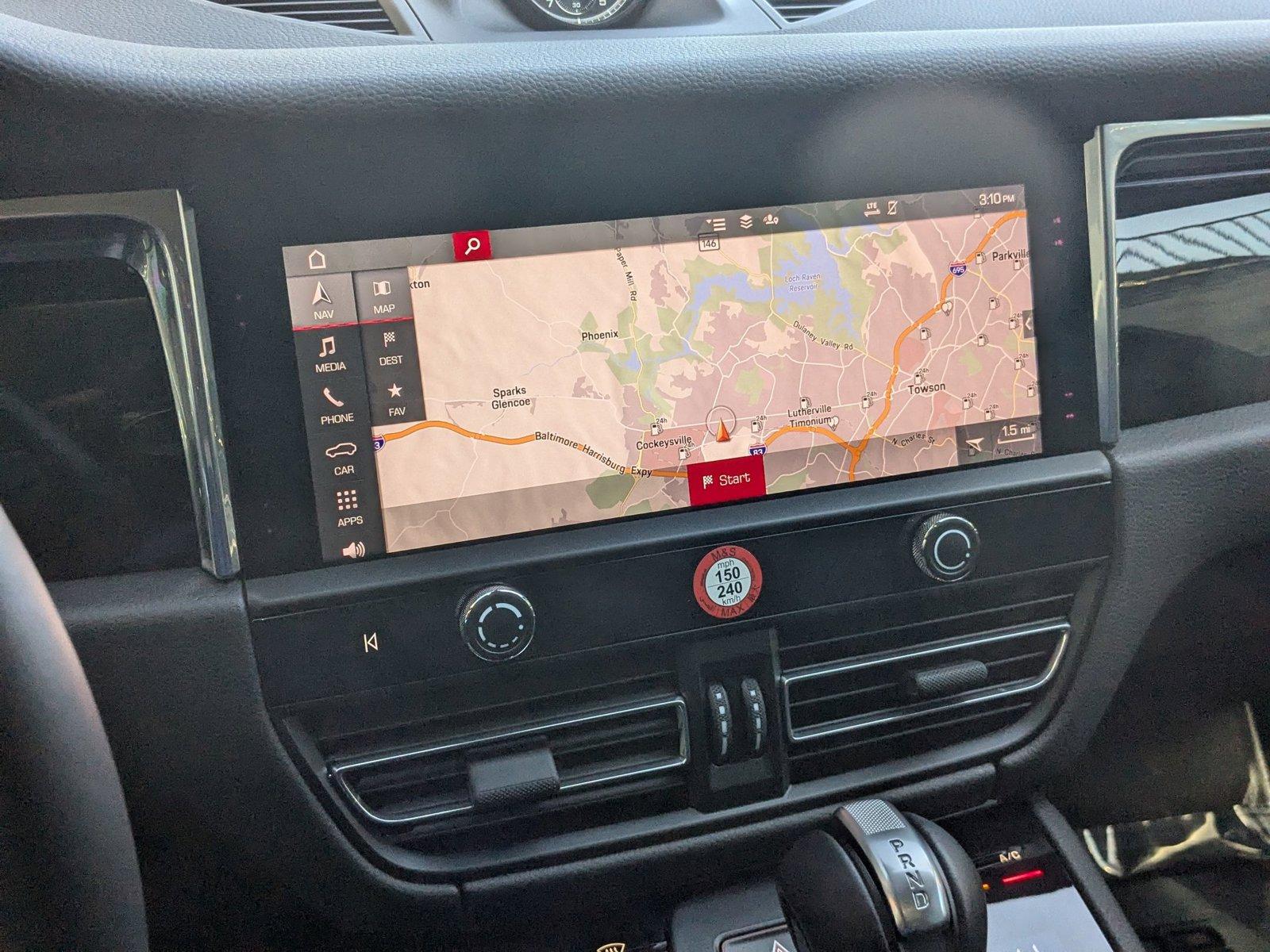 2025 Porsche Macan Vehicle Photo in Towson, MD 21204