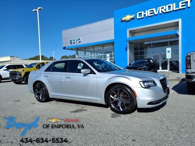 2023 Chrysler 300 Vehicle Photo in EMPORIA, VA 23847-1235
