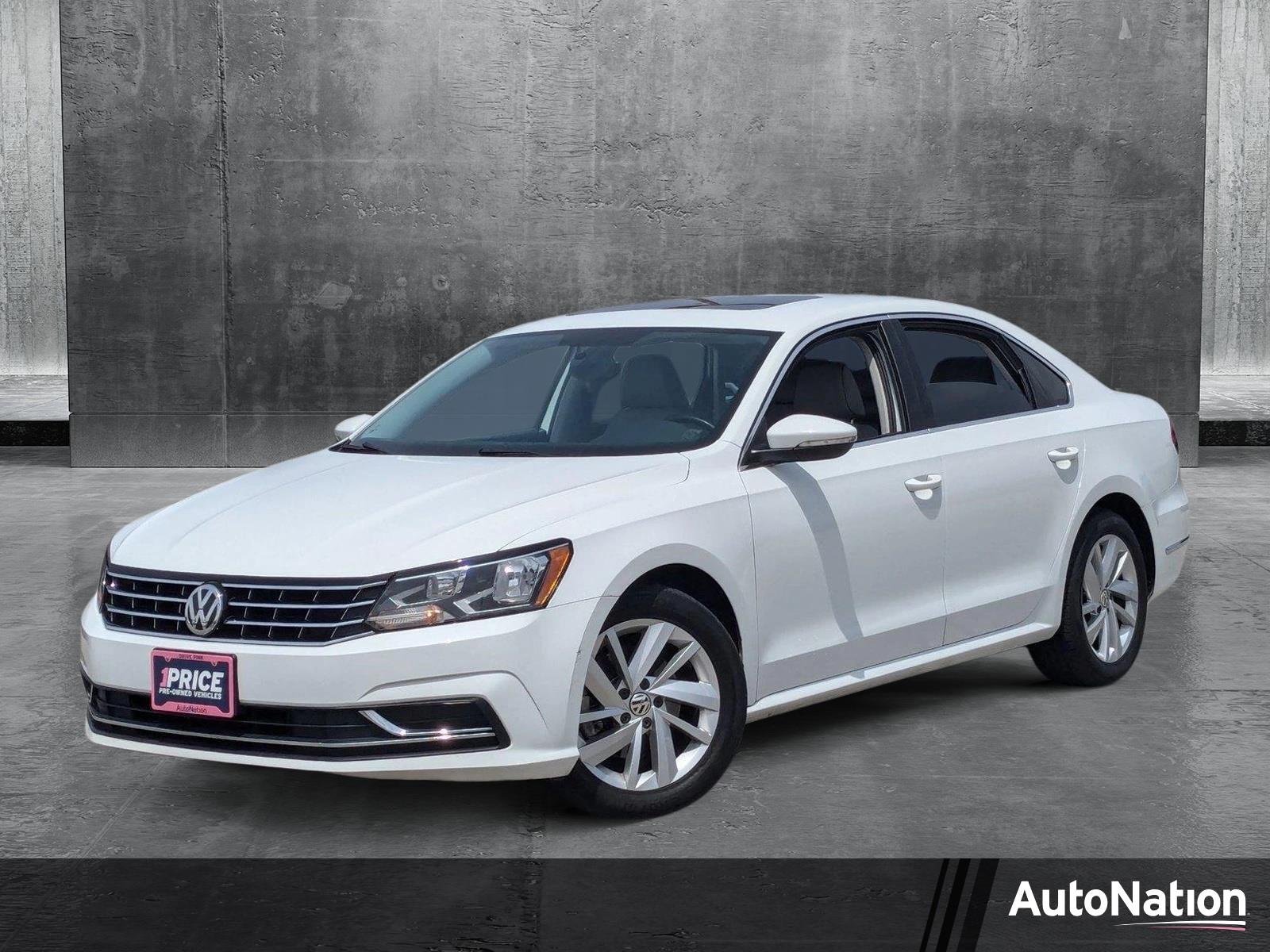 2018 Volkswagen Passat Vehicle Photo in Valencia, CA 91355
