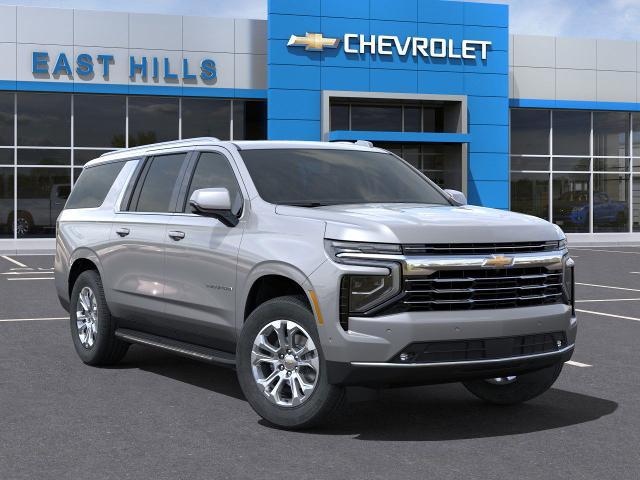 2025 Chevrolet Suburban Vehicle Photo in Roslyn, NY 11576