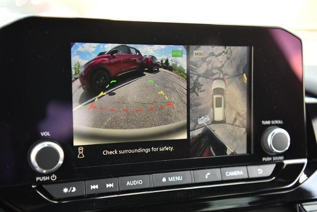 2025 Nissan Pathfinder Vehicle Photo in Ballwin, MO 63011