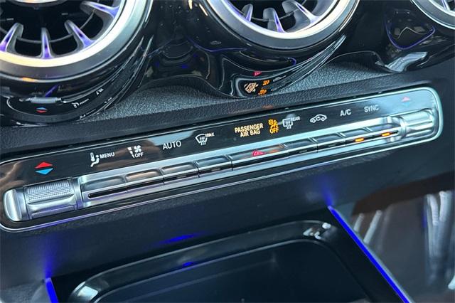 2022 Mercedes-Benz GLB Vehicle Photo in ELK GROVE, CA 95757-8703