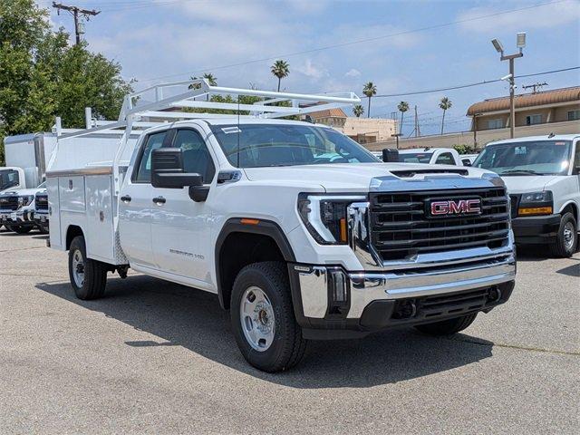 2025 GMC Sierra 2500 HD Vehicle Photo in PASADENA, CA 91107-3803