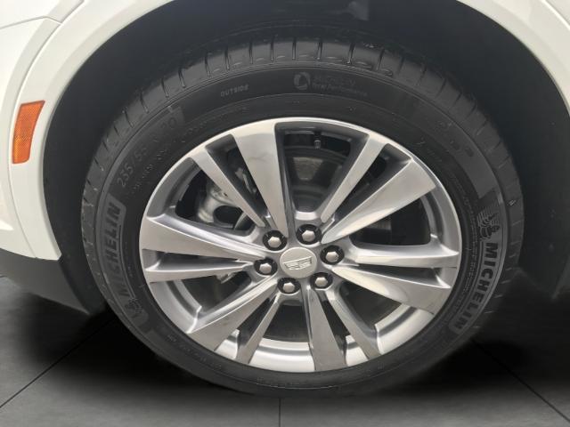 2023 Cadillac XT5 Vehicle Photo in GREEN BAY, WI 54303-3330