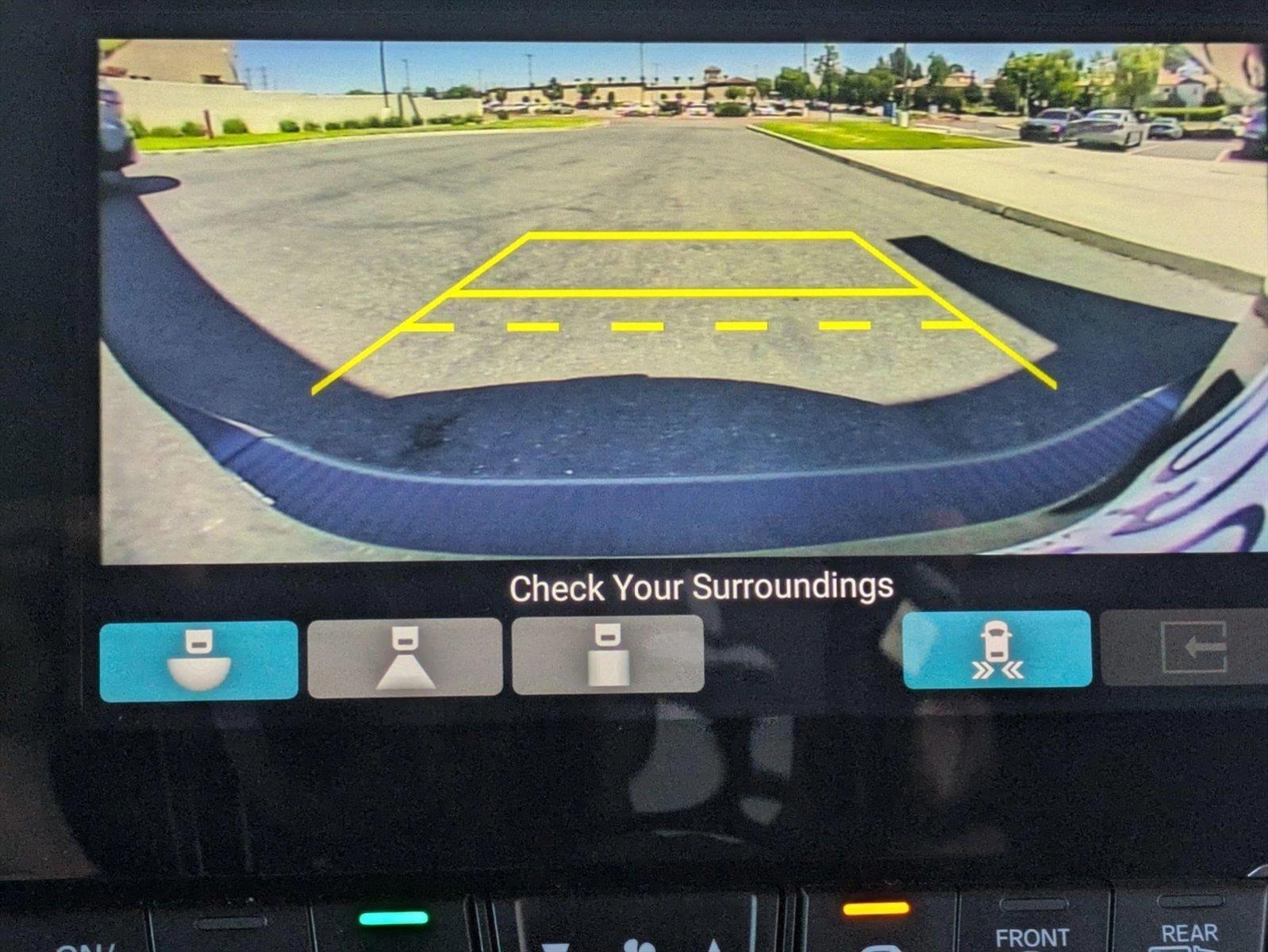 2024 Honda Odyssey Vehicle Photo in Valencia, CA 91355-1794
