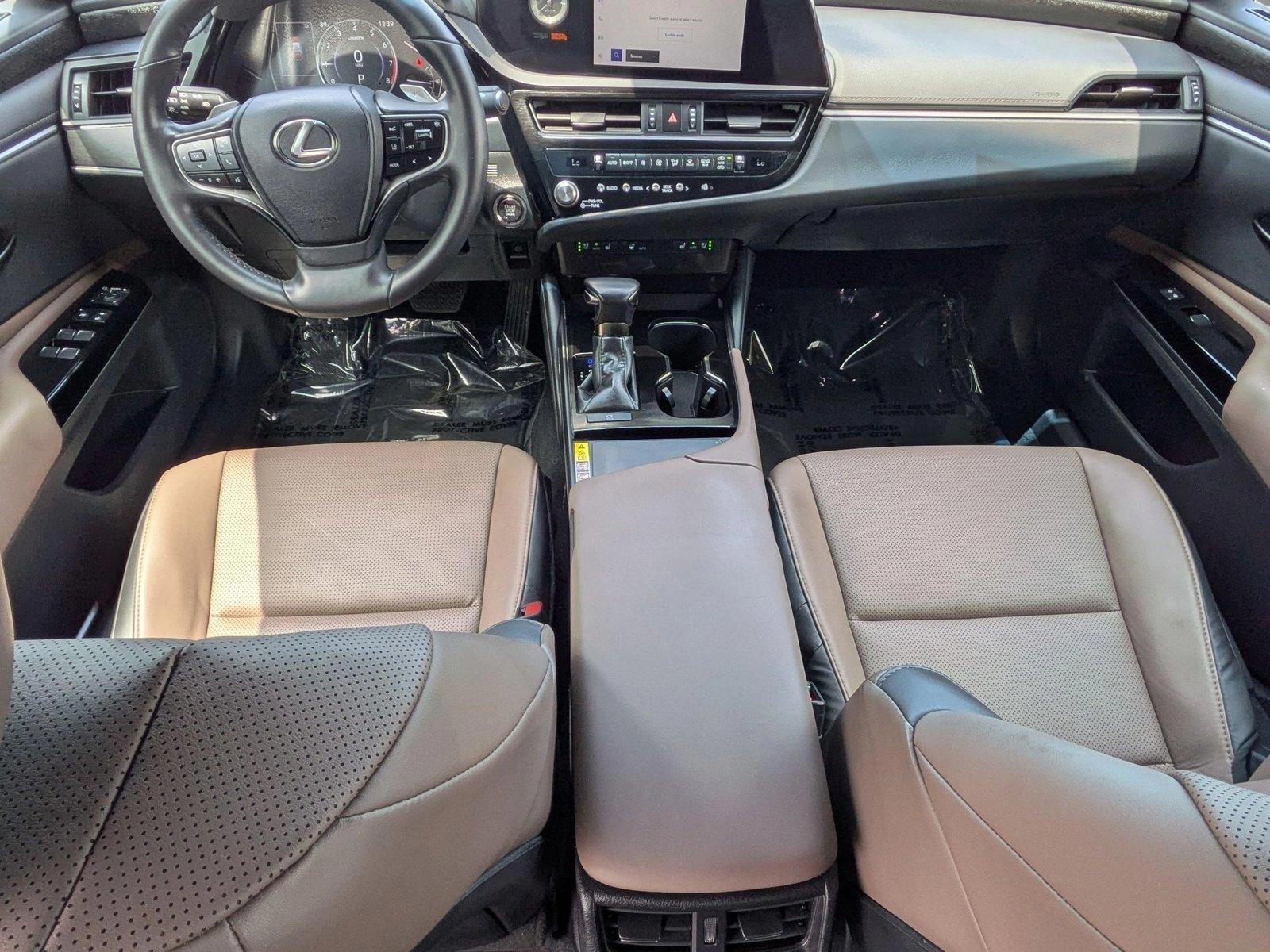 2024 Lexus ES 350 Vehicle Photo in Clearwater, FL 33761