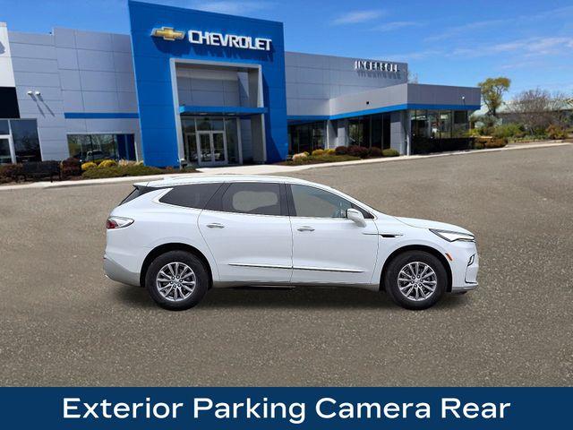 2024 Buick Enclave Vehicle Photo in DANBURY, CT 06810-5034