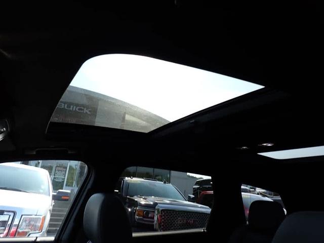 2023 Buick Enclave Vehicle Photo in ZELIENOPLE, PA 16063-2910