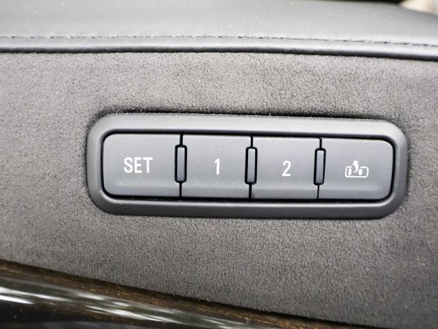 2018 Cadillac Escalade ESV Vehicle Photo in Dallas, TX 75209