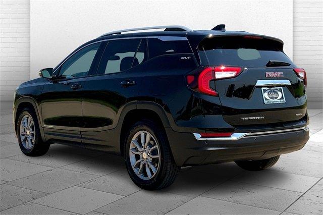 2024 GMC Terrain Vehicle Photo in TOPEKA, KS 66609-0000