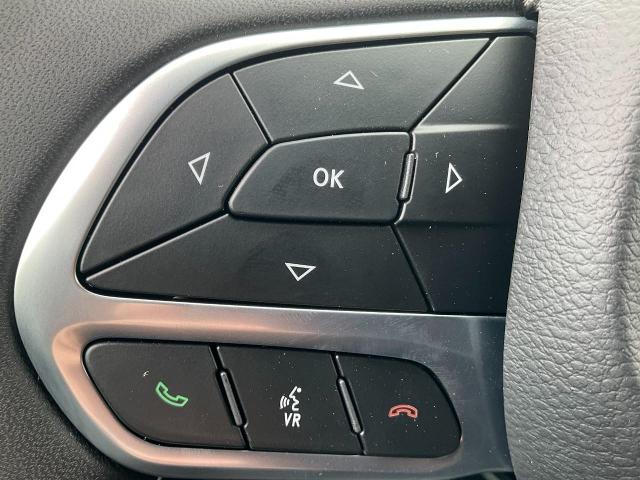 2025 Chrysler Pacifica Vehicle Photo in Kaukauna, WI 54130